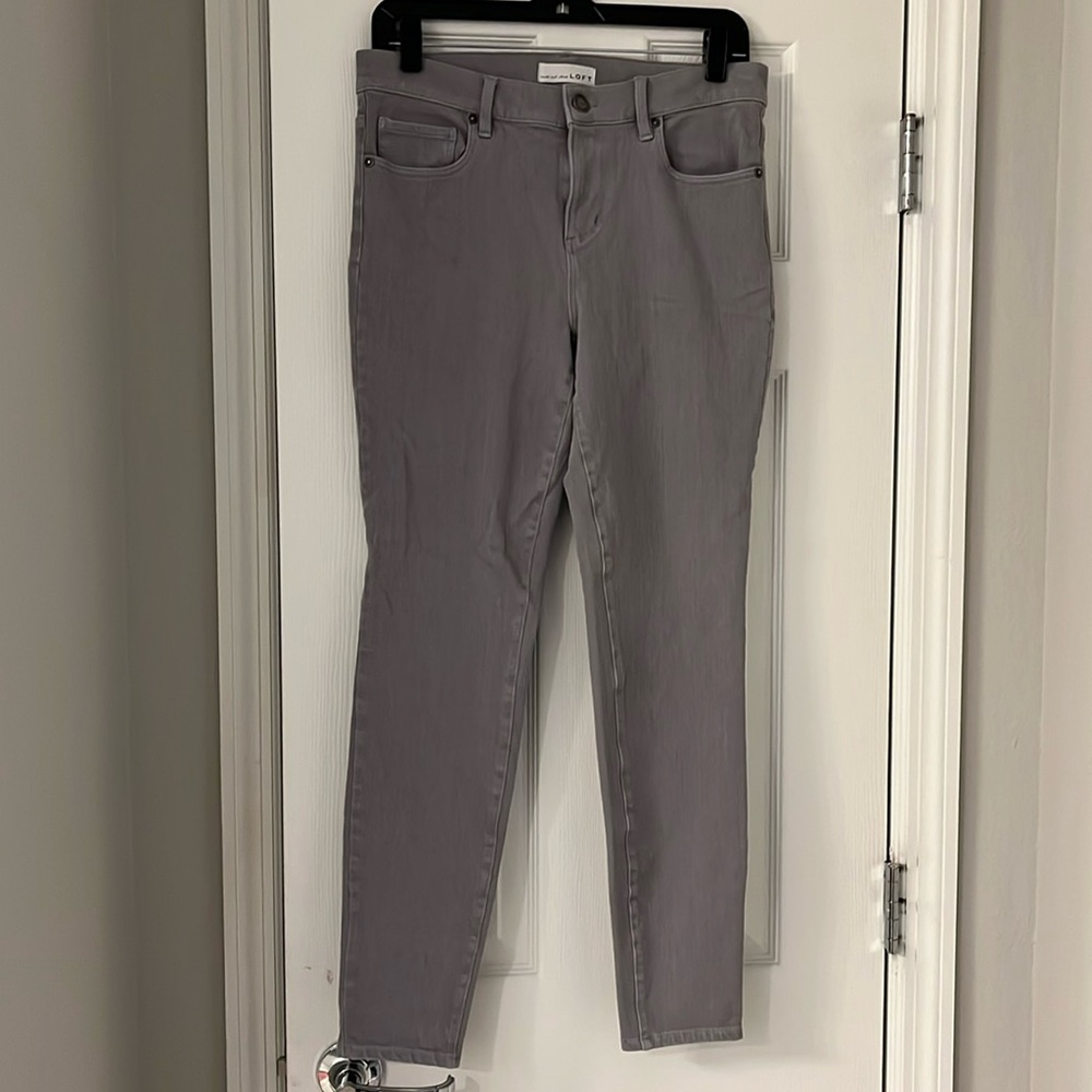 EUC Size 6 Loft Gray Jean Legging/Jegging